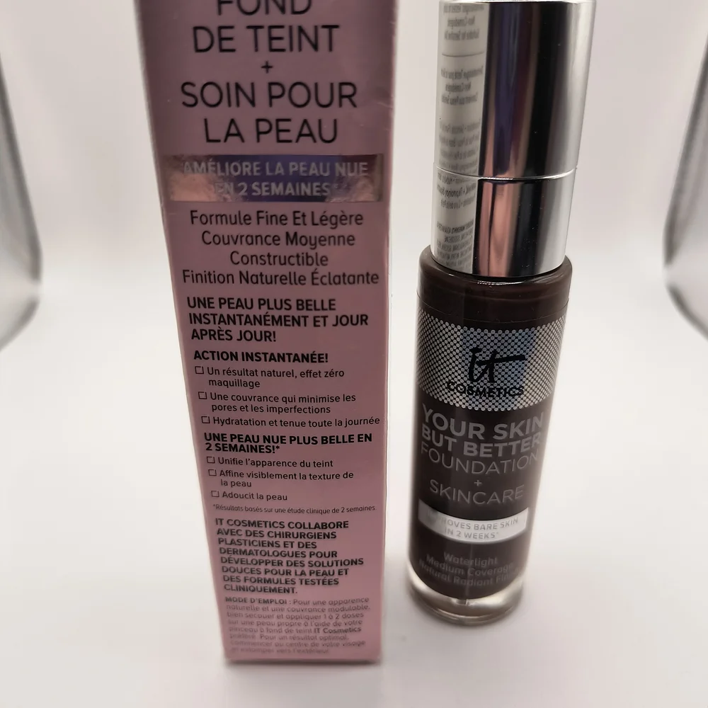 it Cosmetics Your Skin But Better Foundation + Skincare (Deep Cool 63)